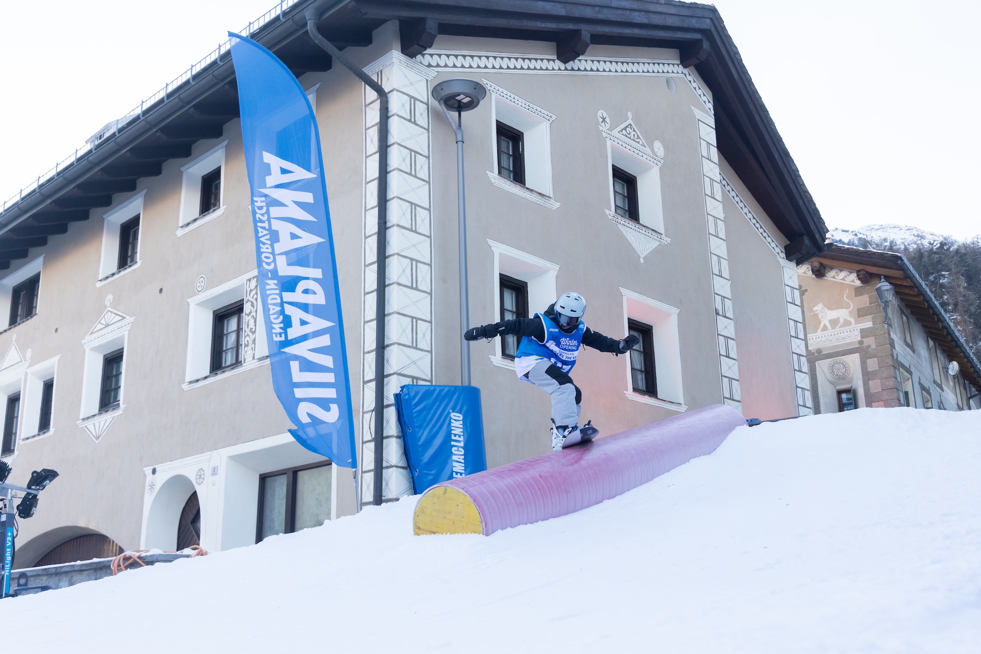 Silvaplana Rocks The Rail