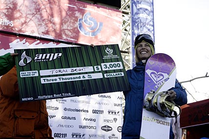 rider: Torah Bright photo: Aaron Blatt