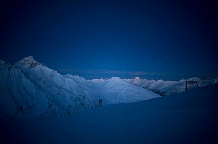 Blick vom Grossen Lepples Kopf kurz vor Sonnenaufgang beim Check des Faces