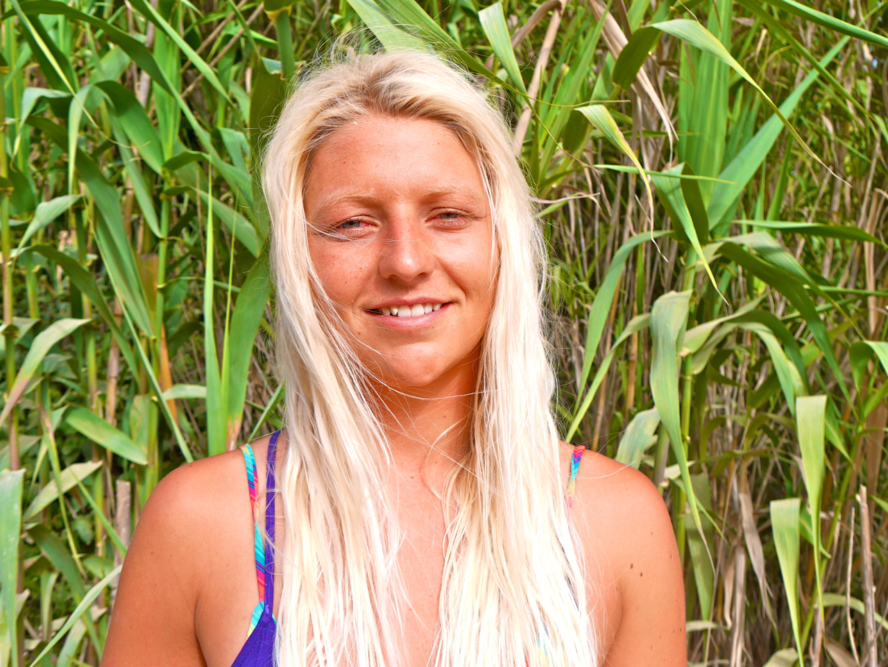 EmilieUttrup-DaenishSurfGirl1-Maloun