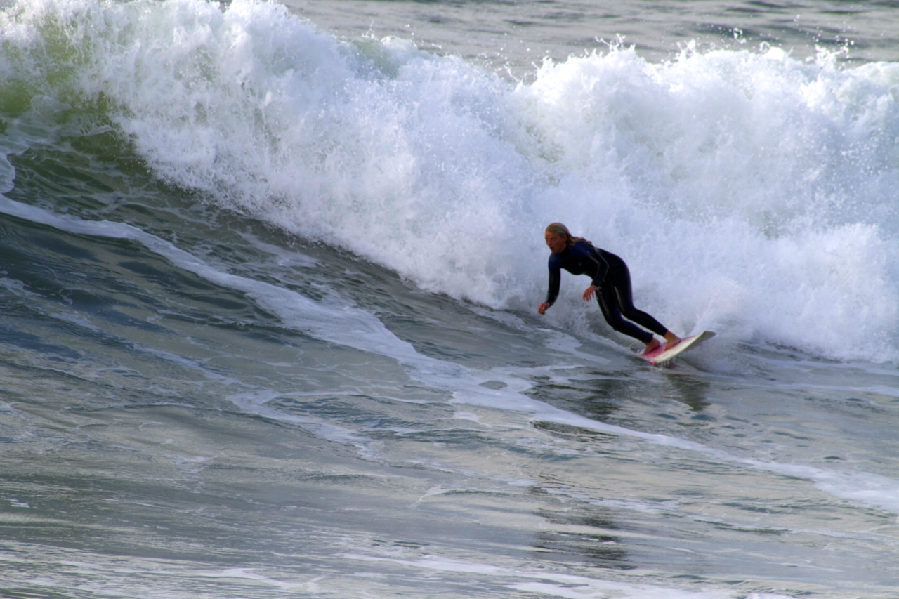 EmilieUttrup-DaenishSurfGirl3-Maloun