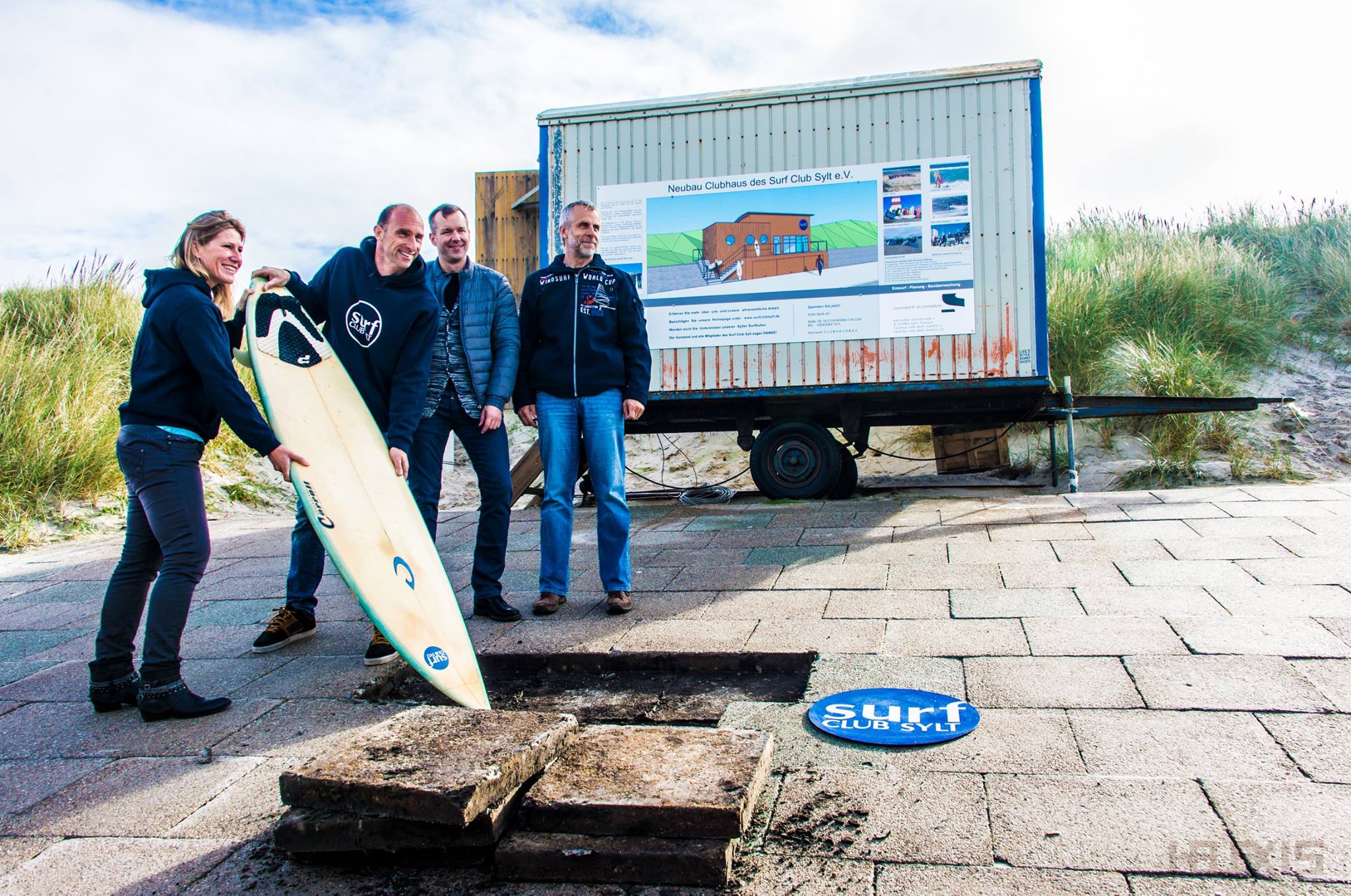 12032714_1690540441178472_1667695488587751197_o