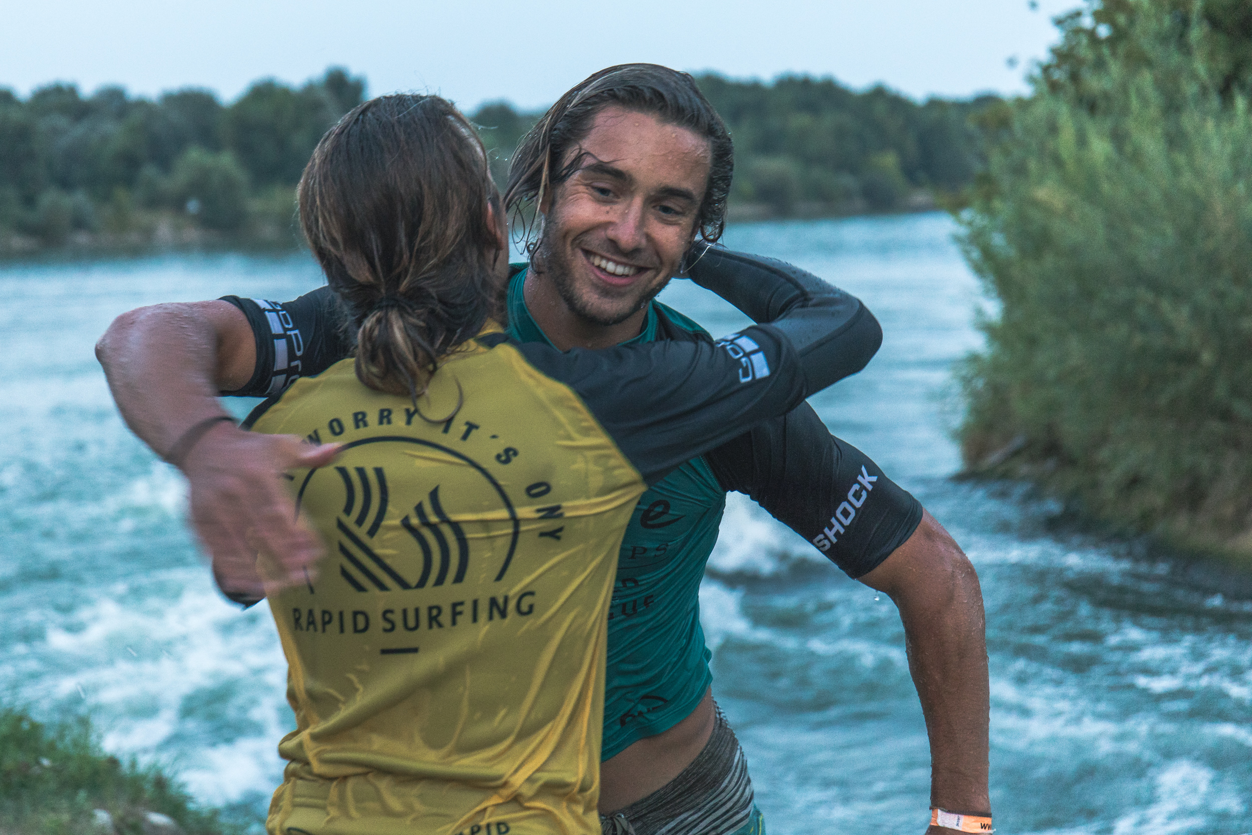 rsl_riotriver_2018_lukaslukasfinalcallhugs_matze_ried__o2a1915