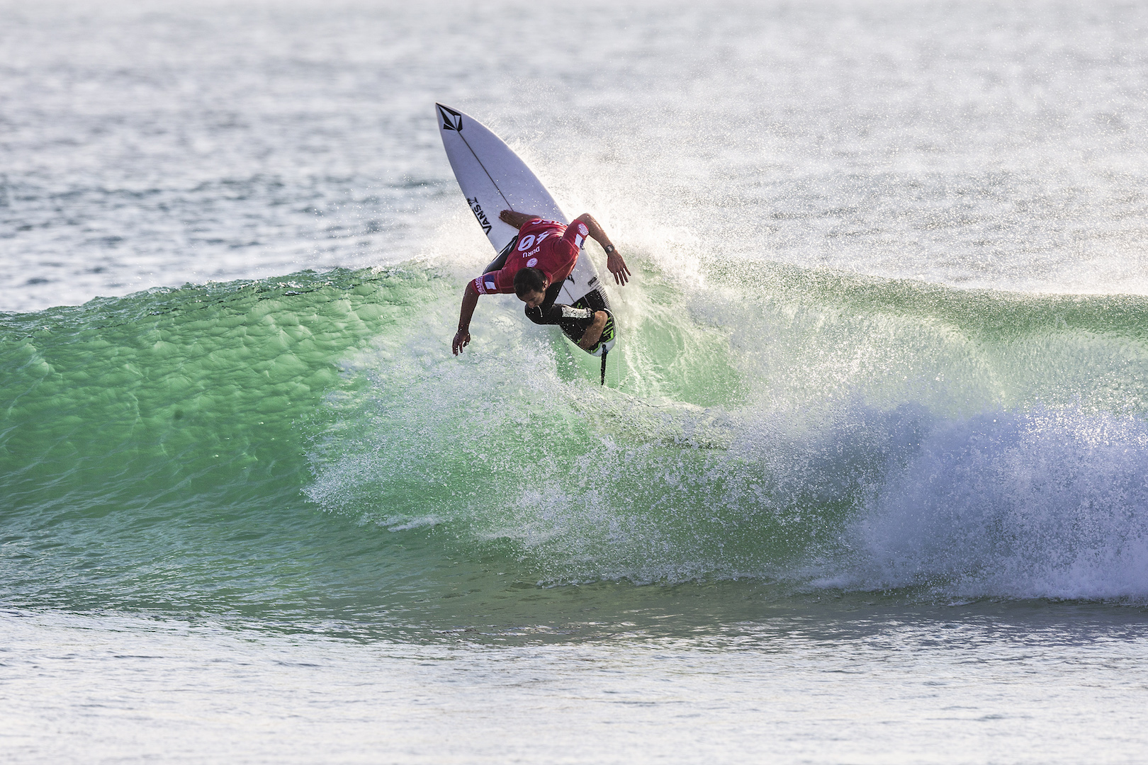 credit: WSL / Masurel Joan Duru (FRA) advances to the final of the 2018 MEO Rip Curl Pro after winning Semifinal Heat 2 in Peniche, Portugal.