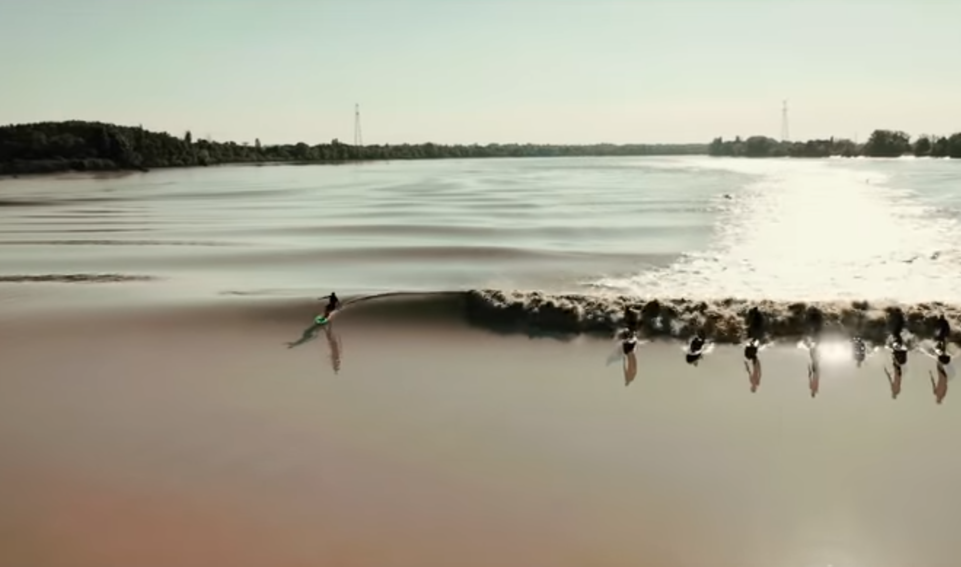 tidal-bore-foil-surfing-mascaret