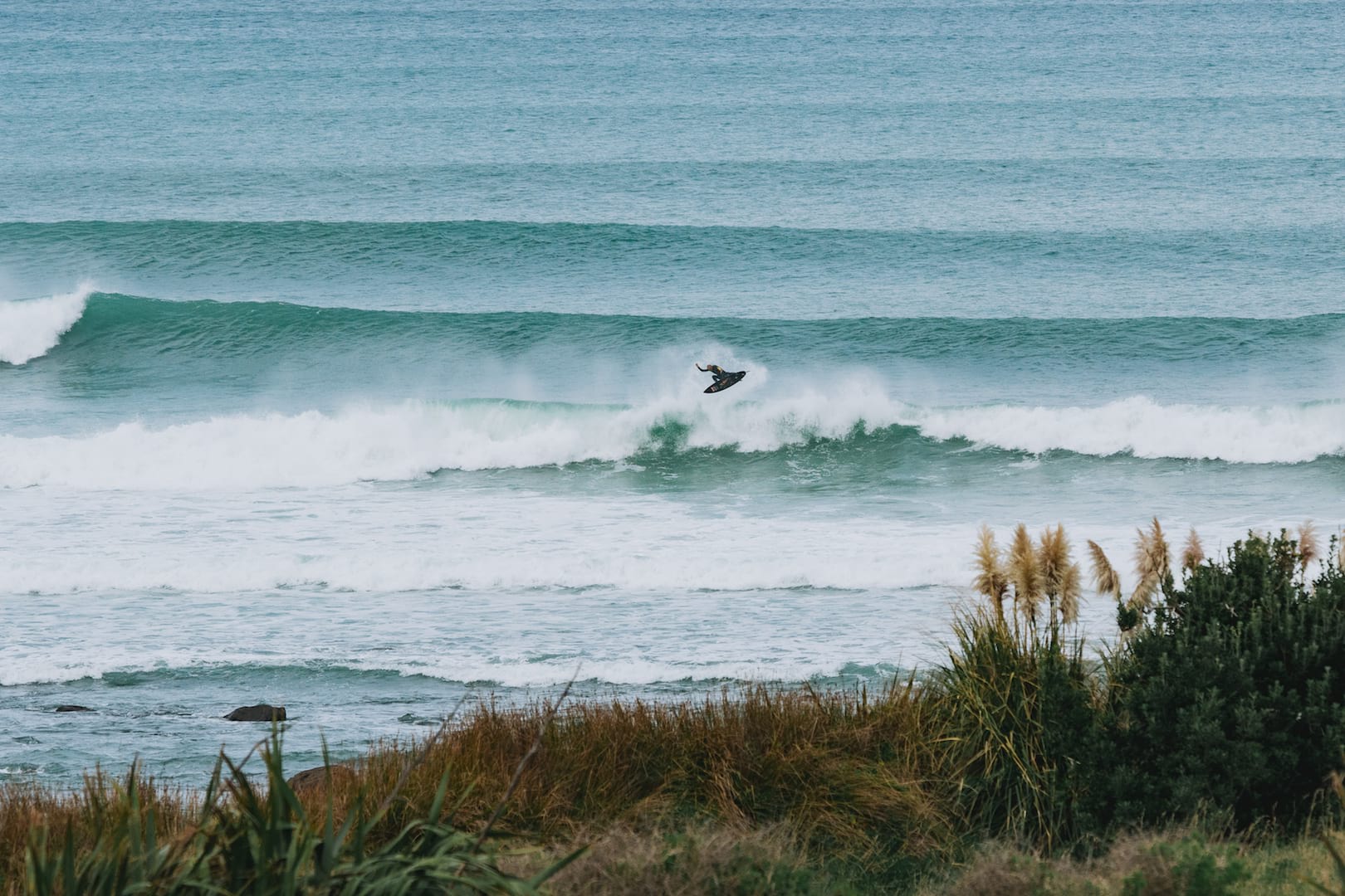 surfer3_rambo-estrada_globe