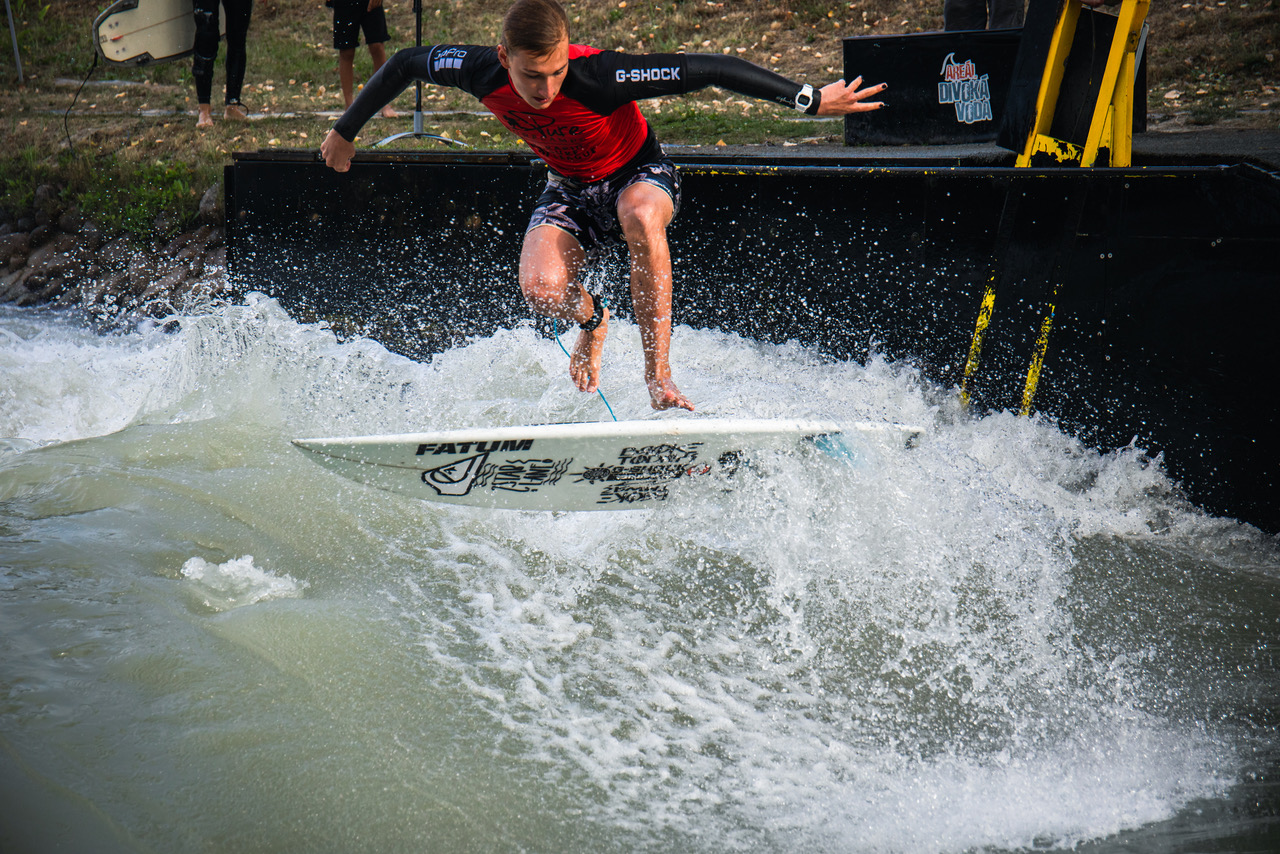 RIOT RIVER