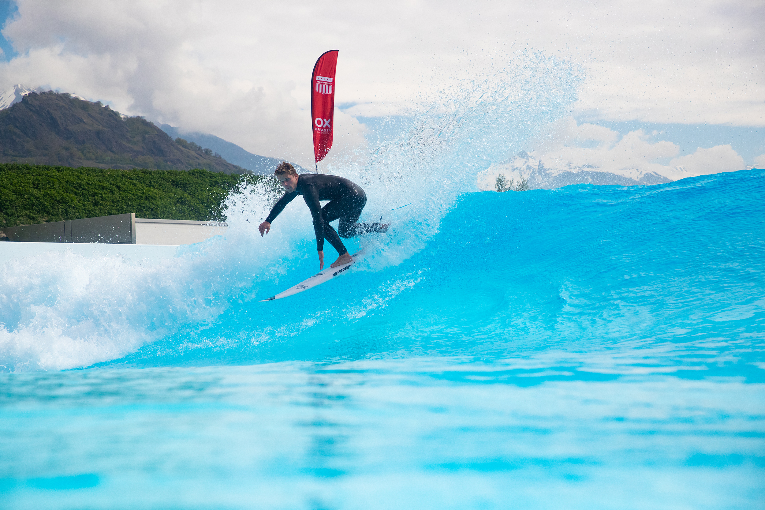 Lenni Jensen in Alaia Bay Alaia Bay, Lenni Jensen