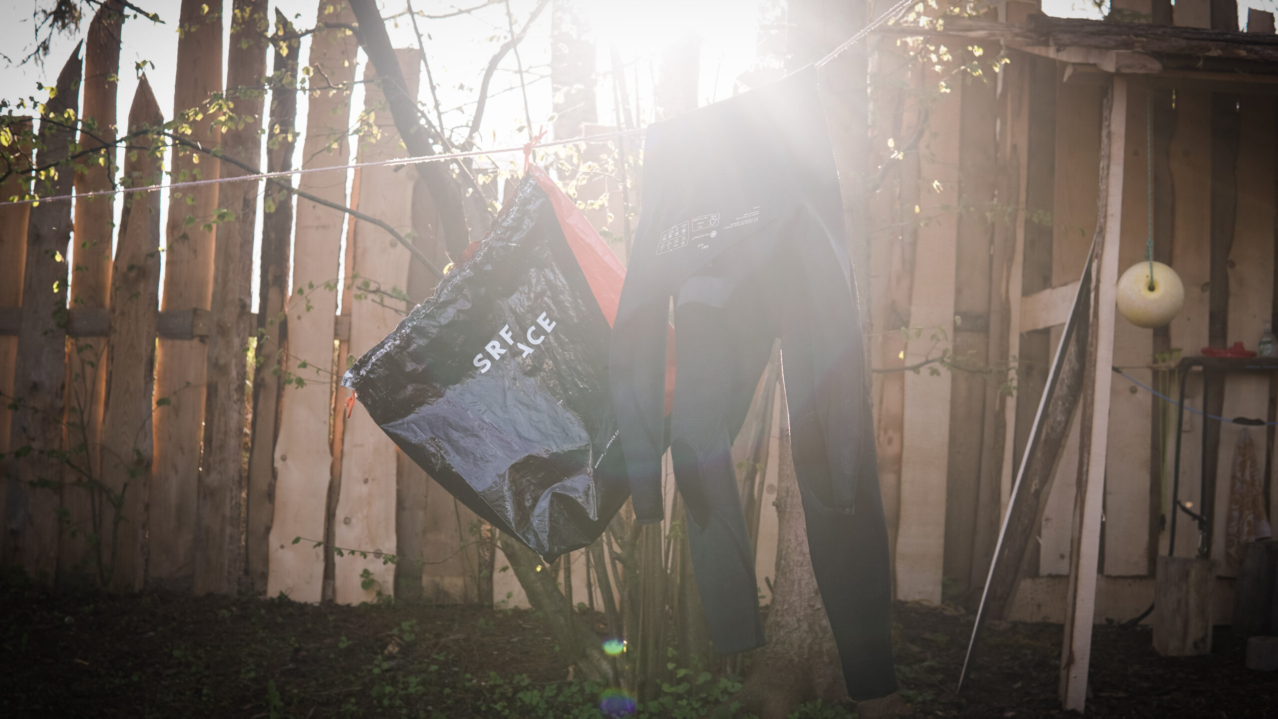 TEST Der neue SRFACE Eco Wetsuit aus Yulex Surfer...
