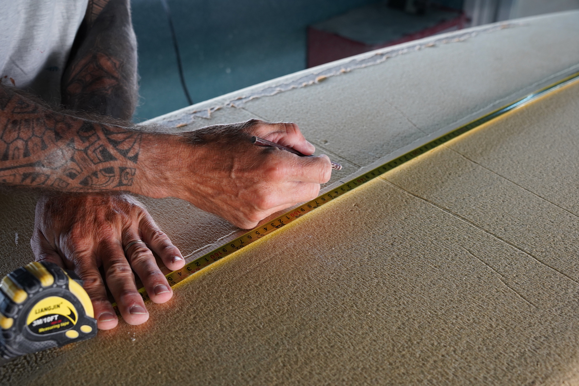 Surfboard shapen DIY