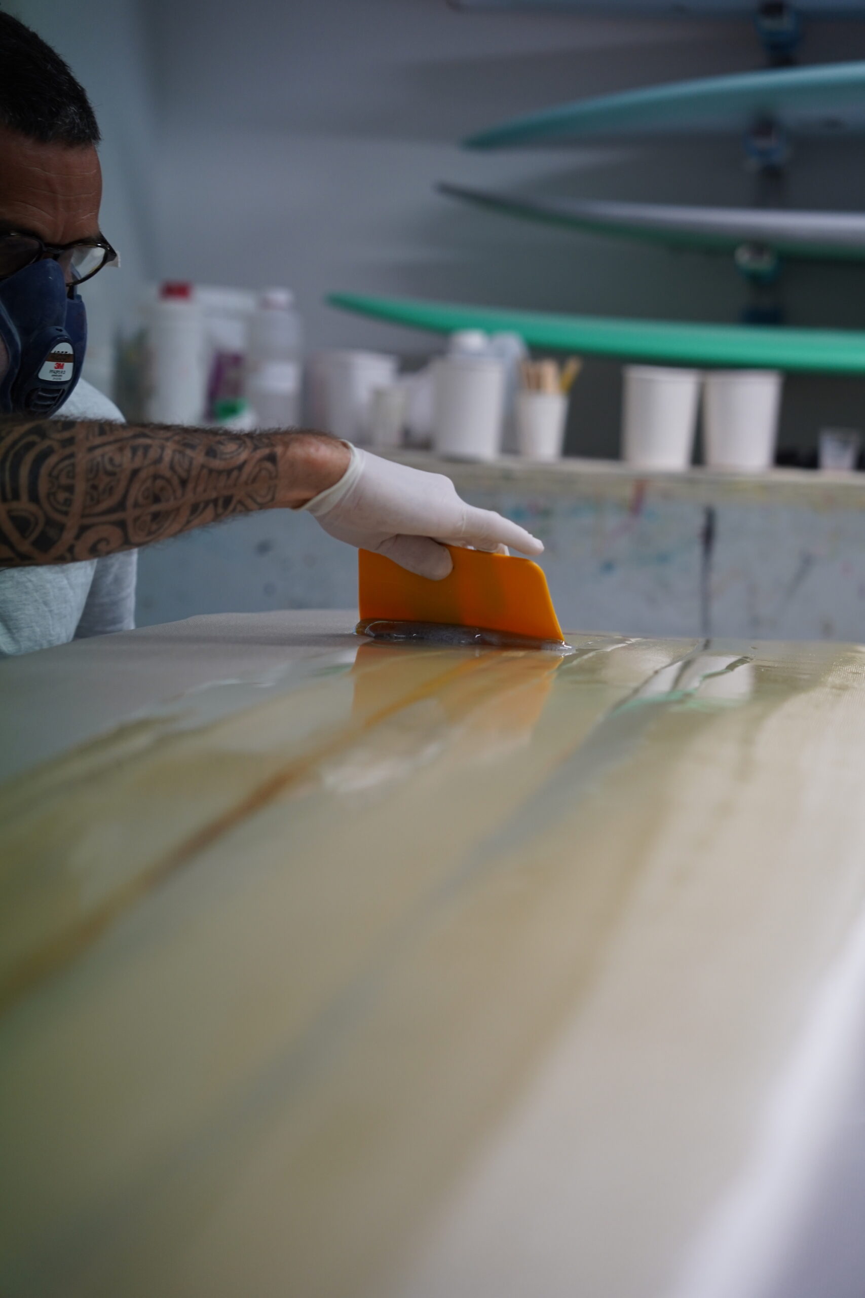 DIY Surfboard Shaping Tutorial Glassing Surfer...