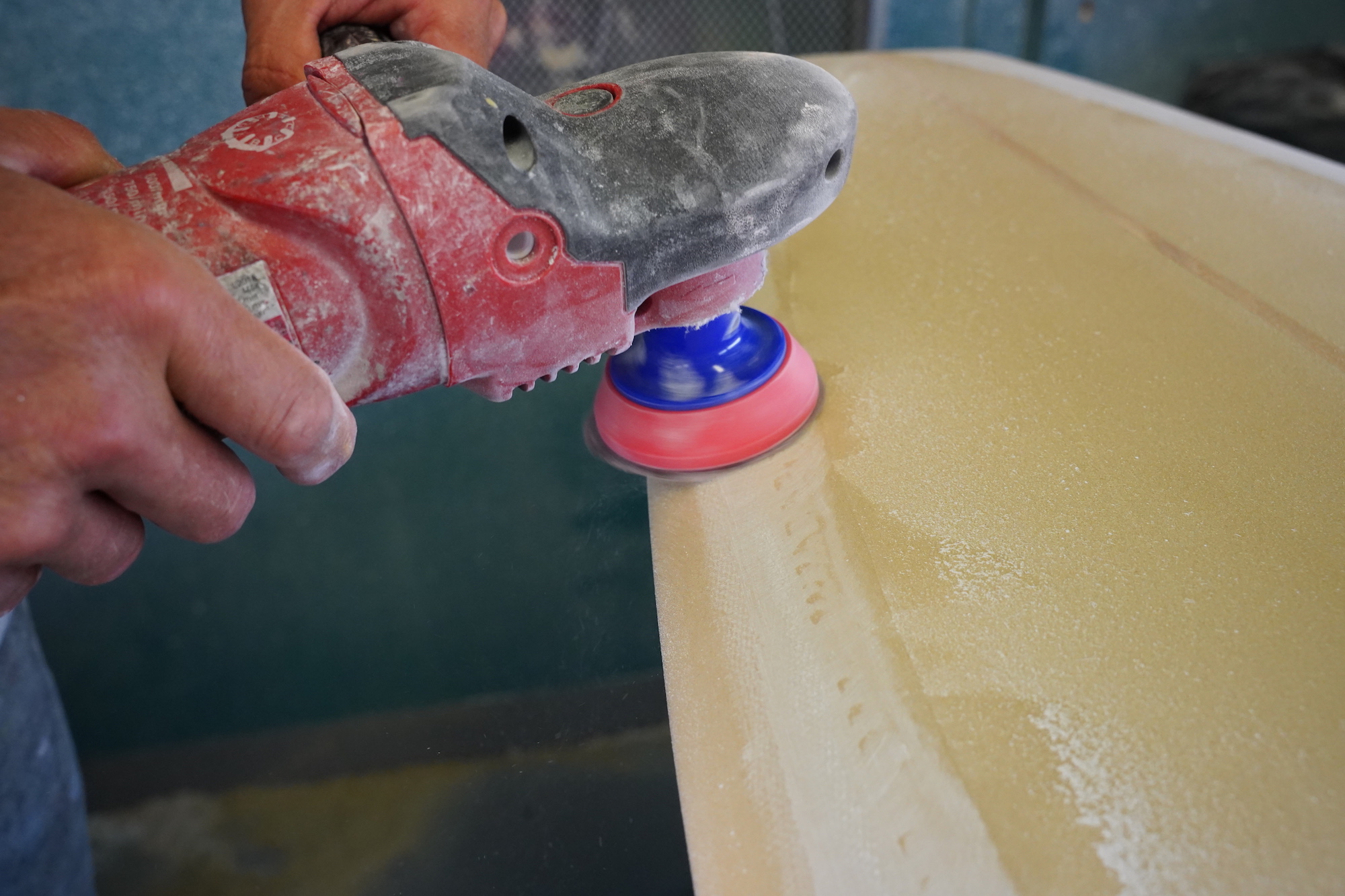 DIY Surfboard Shaping Tutorial Glassing Surfer...