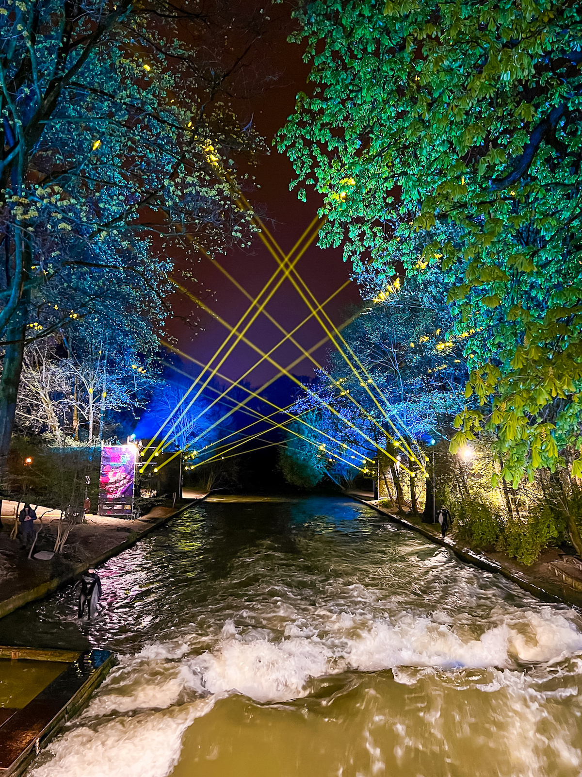 Wave Light Eisbach