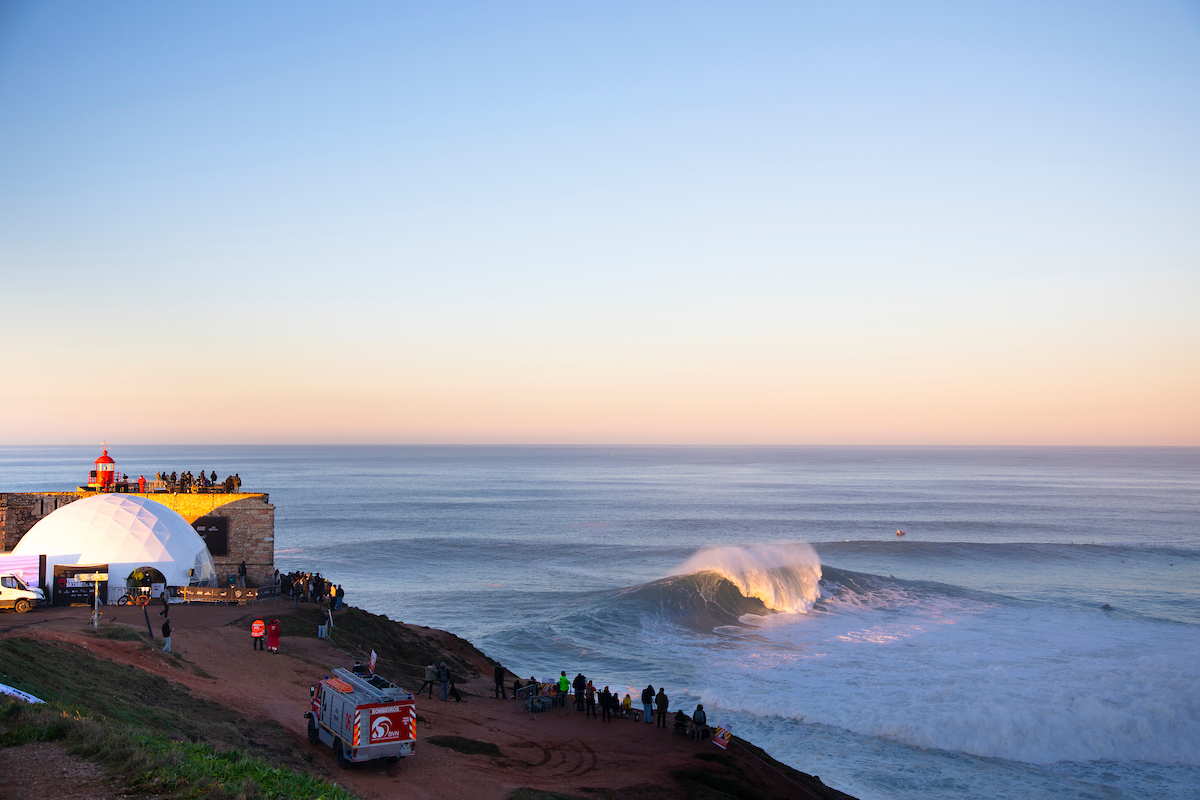TUDOR Nazaré Tow Surfing Challenge presented by Jogos Santa Casa Yellow Alert: TUDOR Nazaré Tow Surfing Challenge