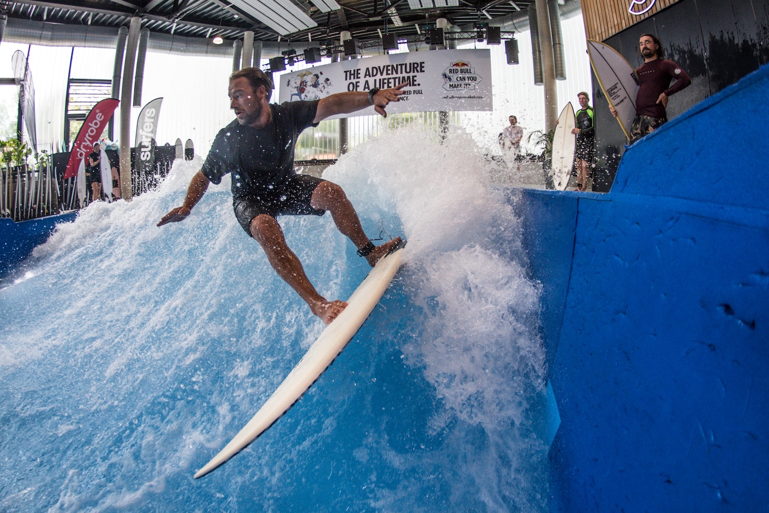 SURFBOARD TEST TOUR Jochen Schweizer Arena