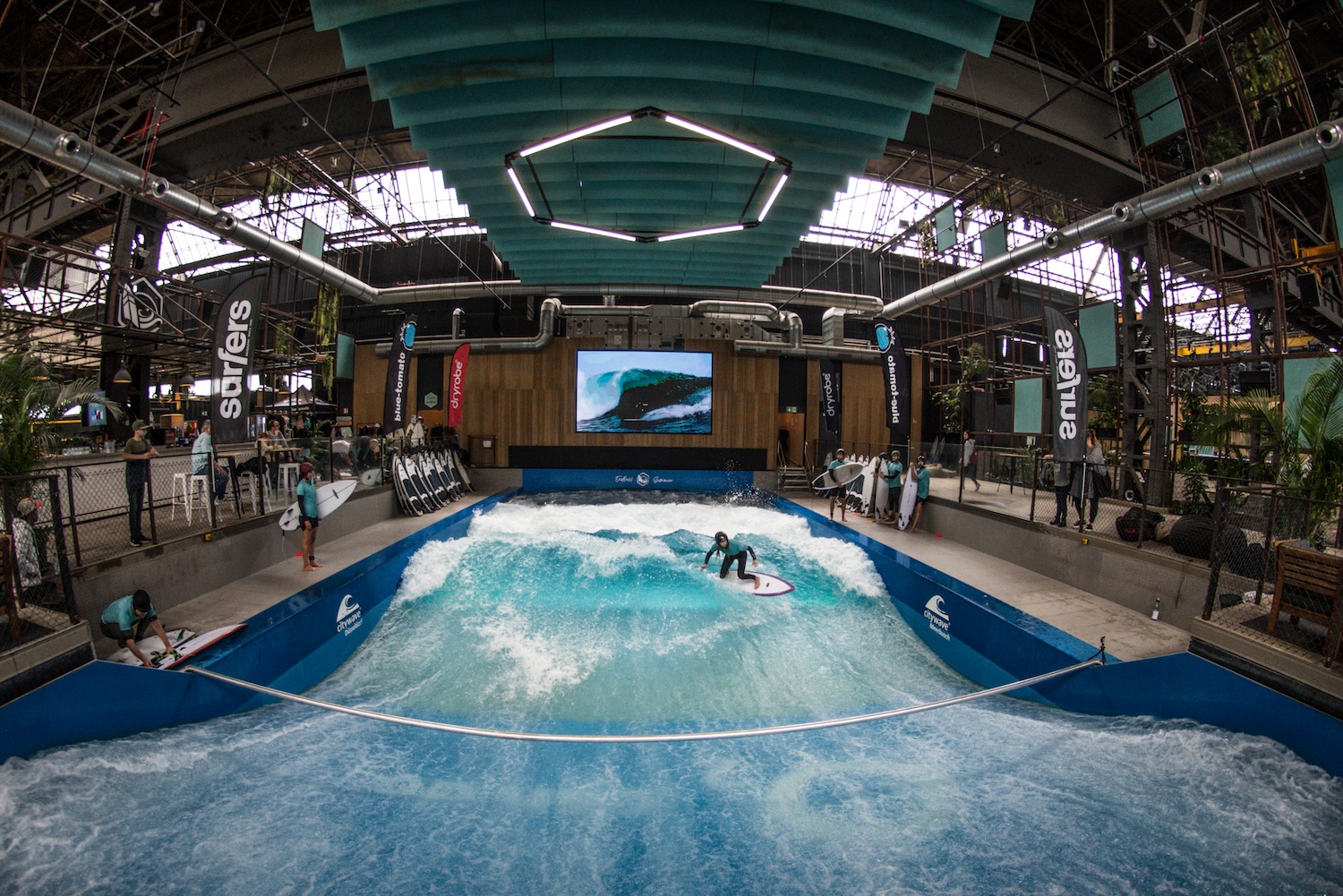 SURFBOARD TEST TOUR Rheinriff