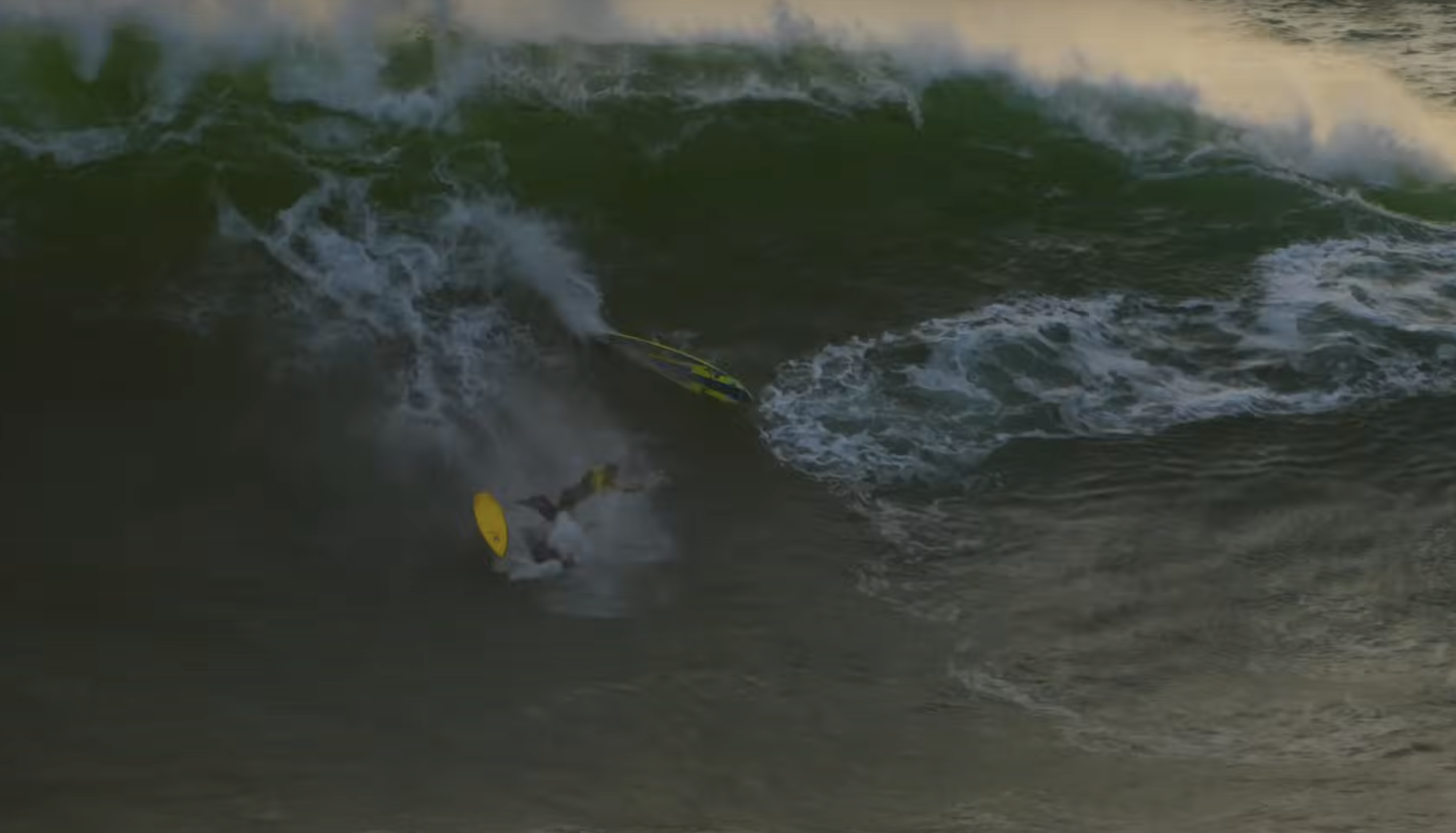 Nazaré Crash