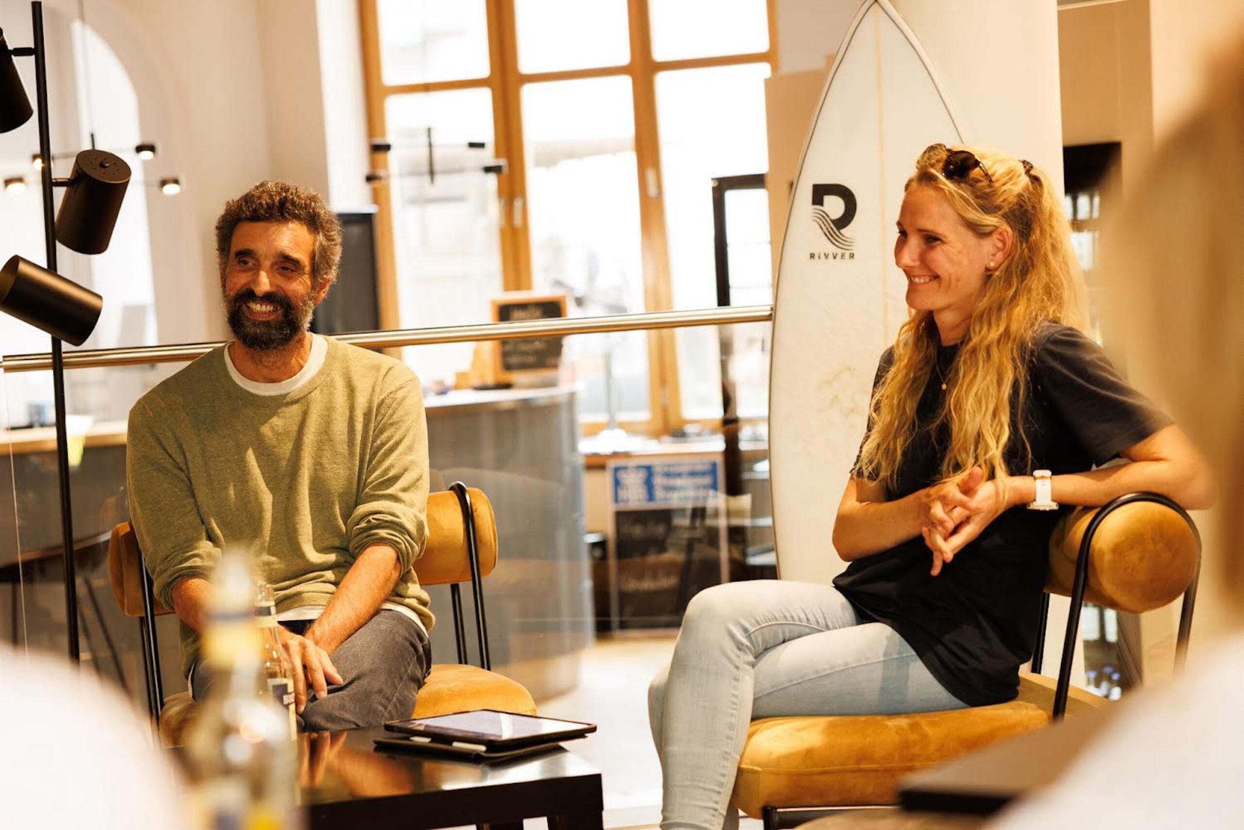 Valeska Schneider und Luis Carvalho von Rivver