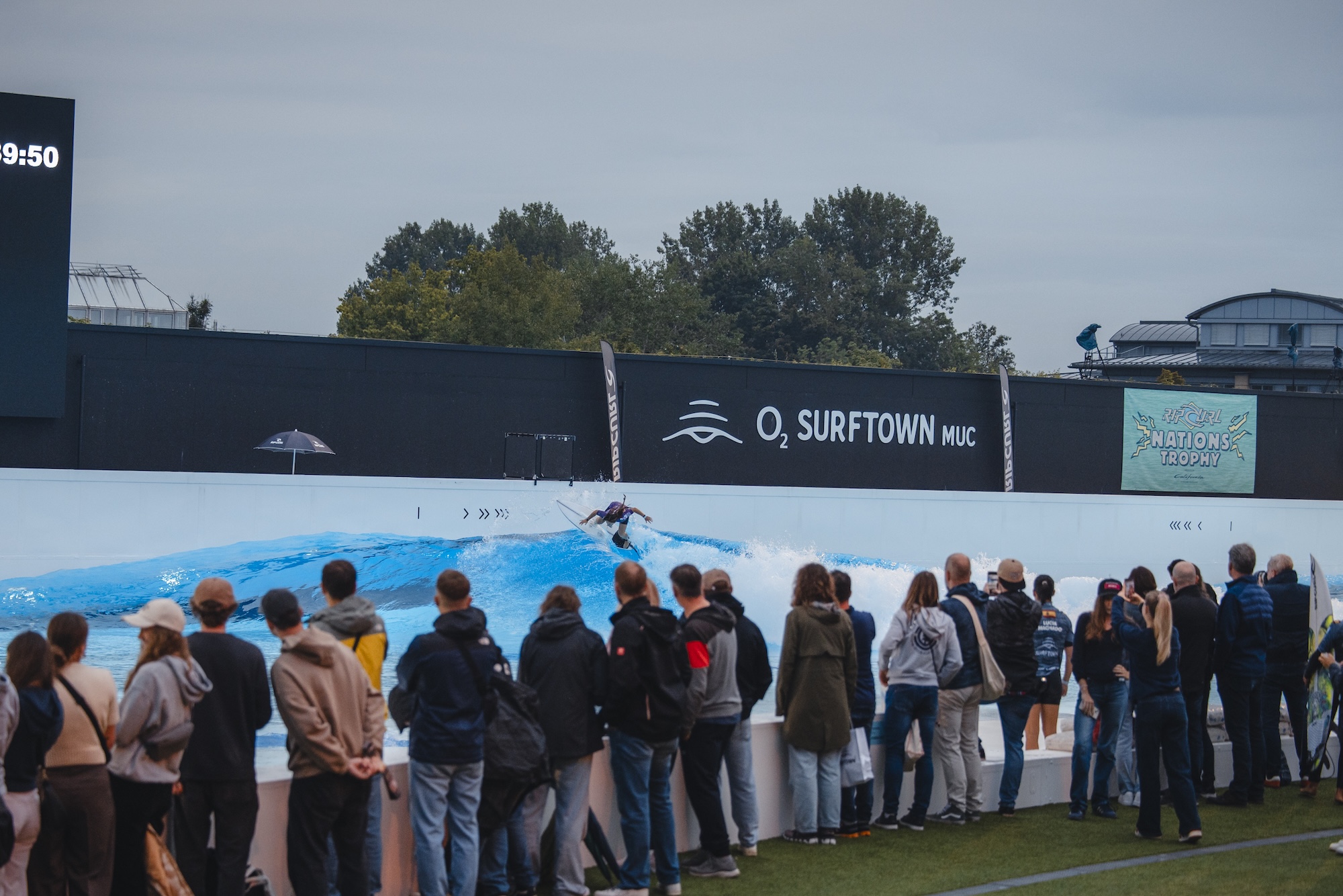 _34A7606_Surftown