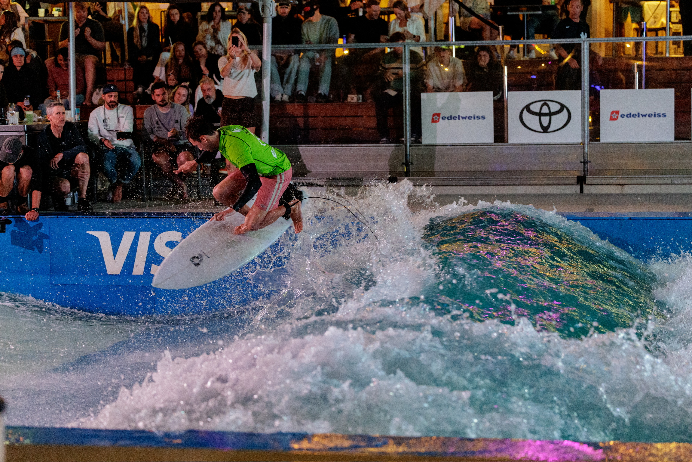 Joshi Holy Urbansurf