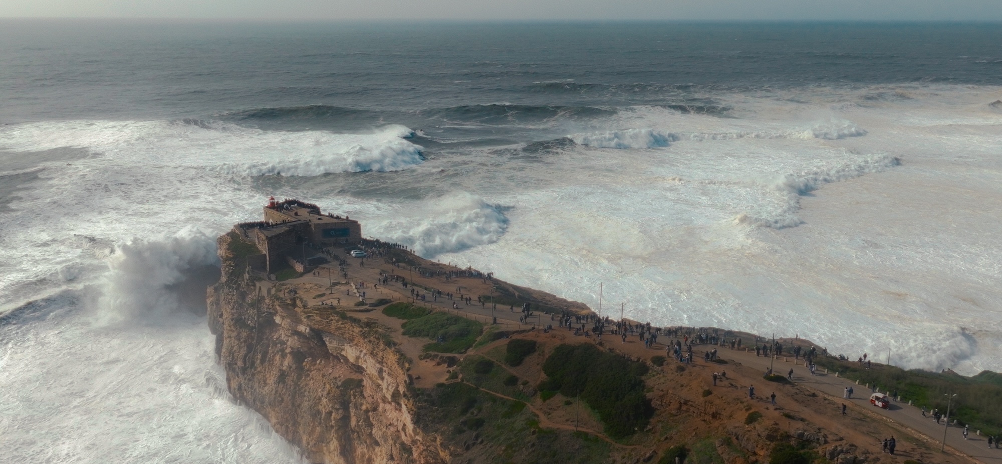 ON THE WAVE Sebastian Steudtner