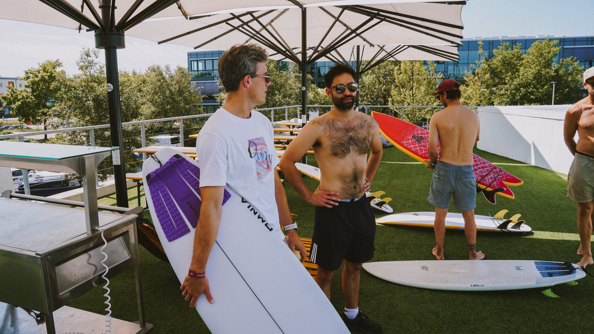 SURFBOARD TEST Wavepool