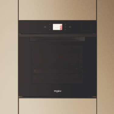 Nowy kompaktowy piekarnik z funkcją mikrofali z linii W Collection