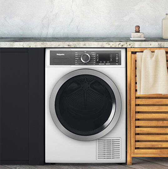 What is a heat pump tumble dryer and how does it work?