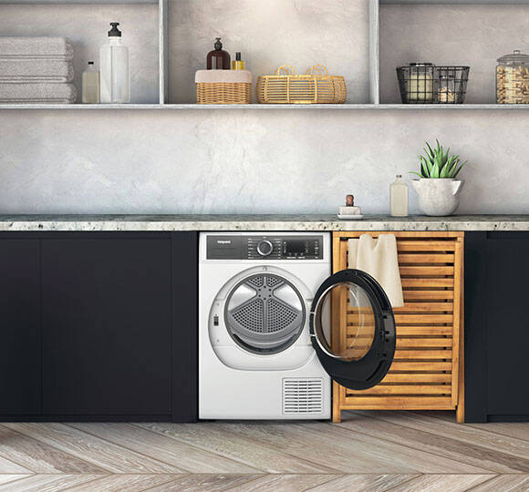 Hotpoint H8 D93WB UK Heat Pump 9kg Tumble Dryer