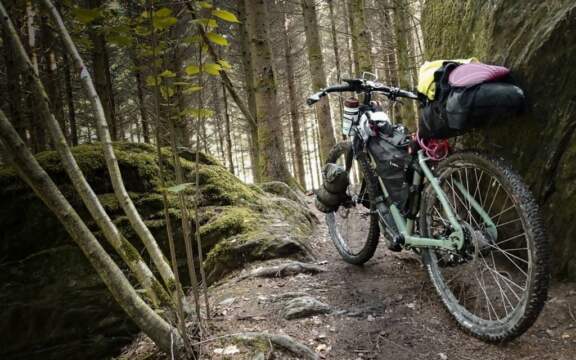 Herabikepackheader 910628Cf