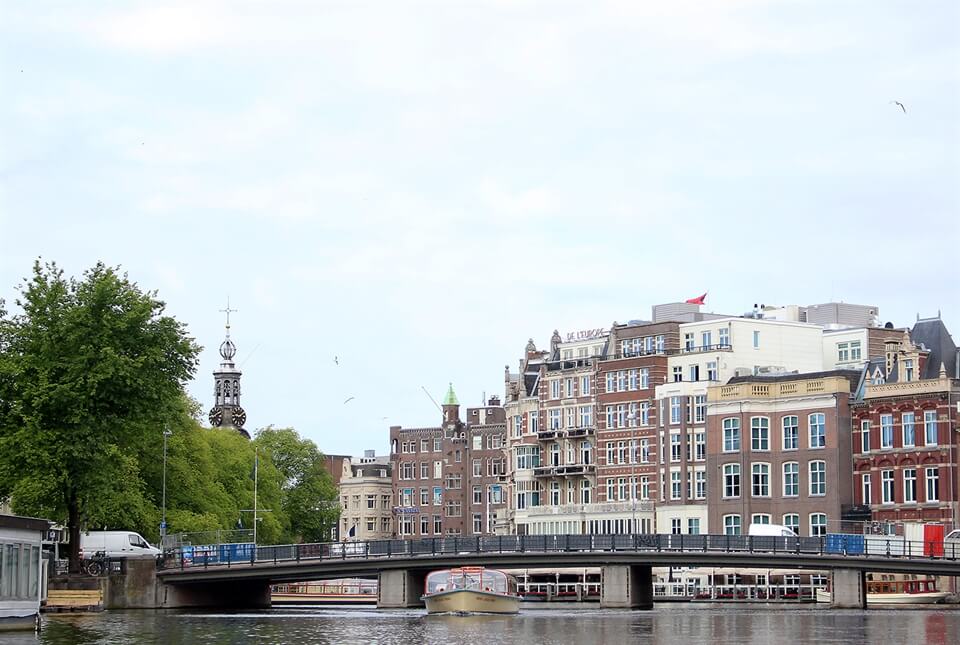Amsterdam Travel: Tips for Hiring a Private Canal Boat in Amsterdam