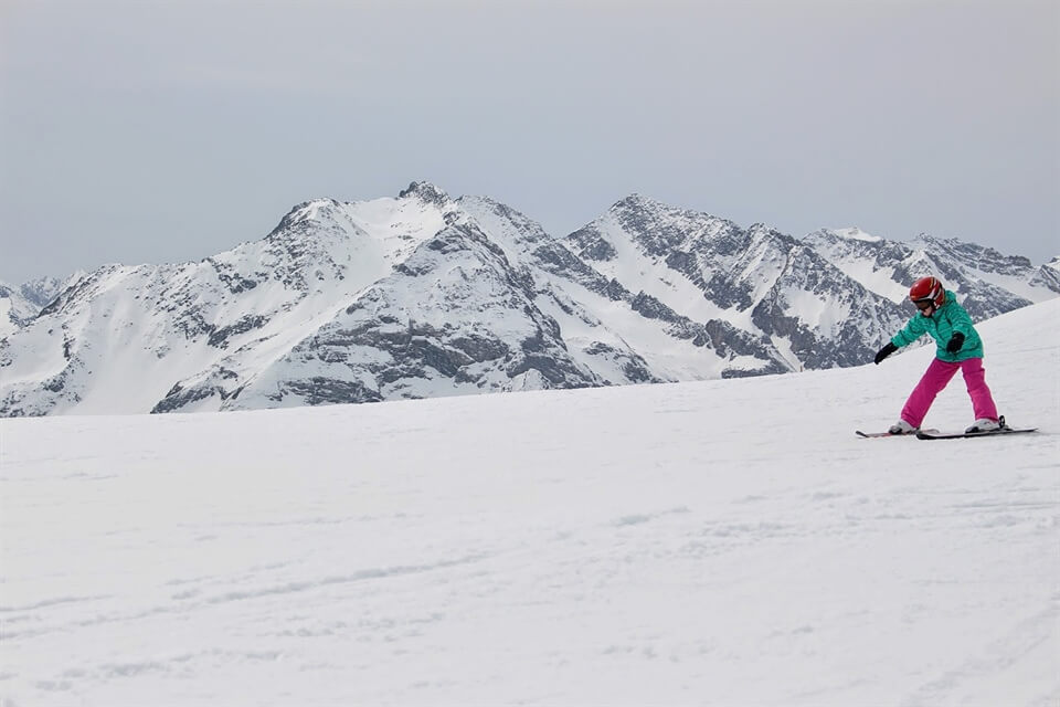 Travel Advice: Tips for Planning a Ski Trip with a Toddler