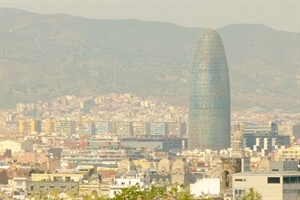 Day and Night: Torre Agbar, Barcelona