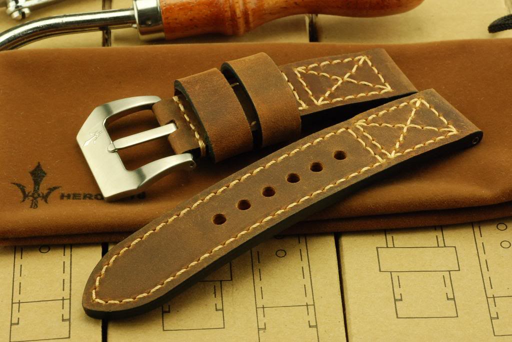 heroic18 strap.jpg heroic18 strap.jpg