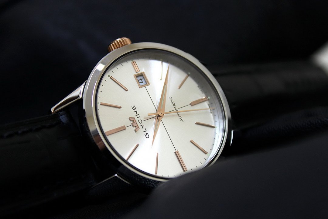Glycine_Classic_Automatic_SS_SILVER_ED._PIC_2b33aac0-f46e-4861-92b8-a700474a558f.jpg
