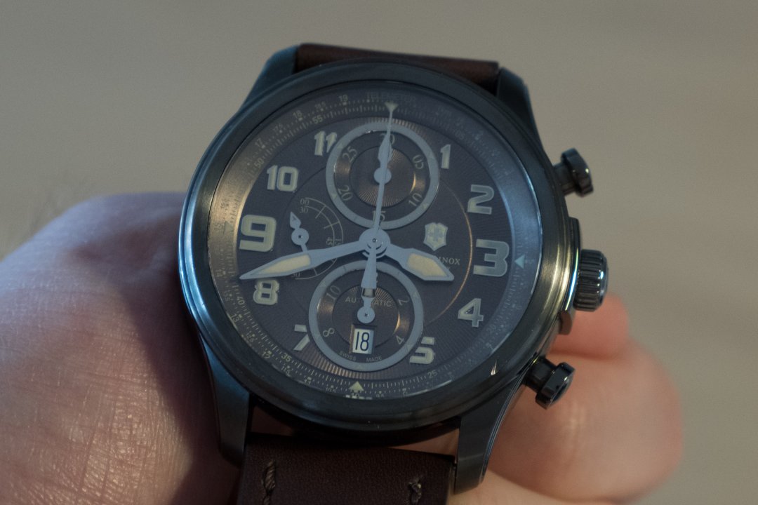 Victorinox Swiss Army klokke-5.jpg Victorinox Swiss Army klokke-5.jpg