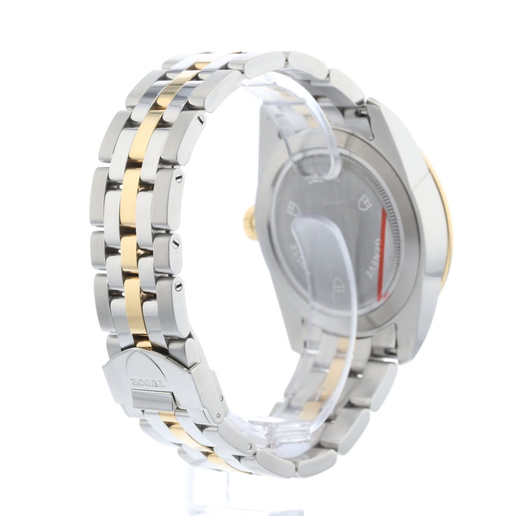 glamour bracelet.jpg