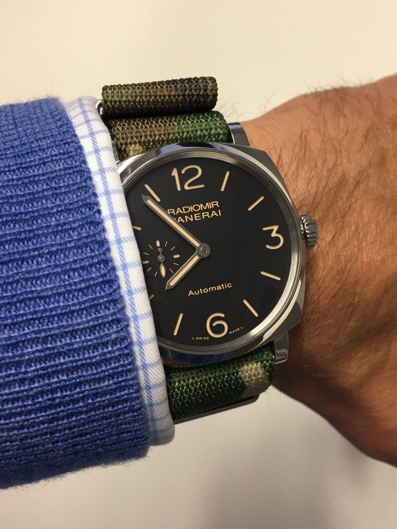 Panerai 572 01.jpg Panerai 572 01.jpg