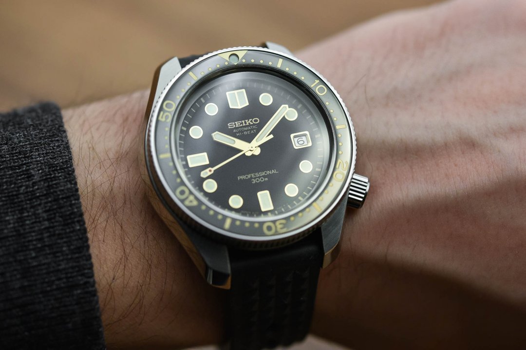 Seiko-Prospex-Diver-300m-Hi-Beat-SLA025-–-Recreation-1968-Ref.-6159-7001-7.jpg