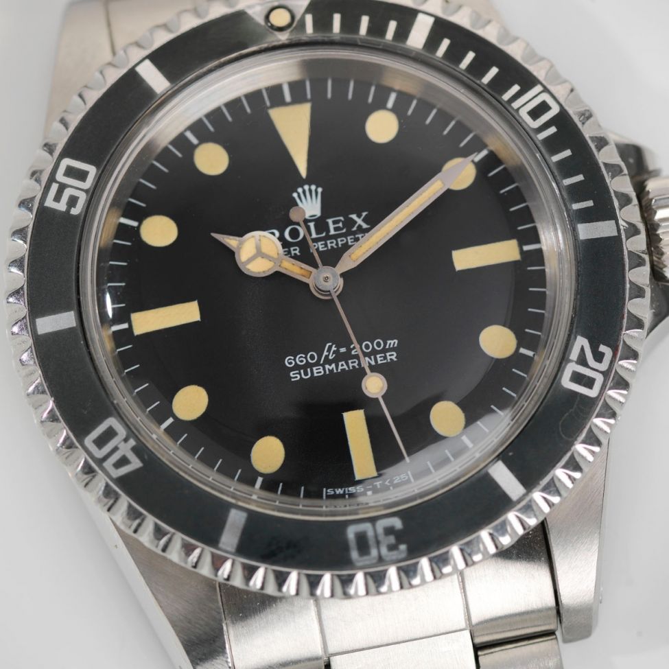 b_s_w-305_rolex_5513_patina_04.jpg b_s_w-305_rolex_5513_patina_04.jpg