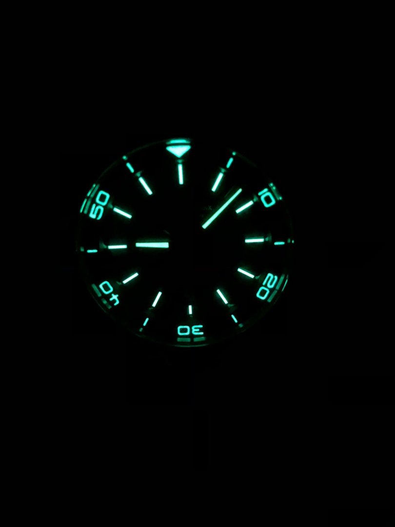 043_649068815.jpg 043_649068815.jpg