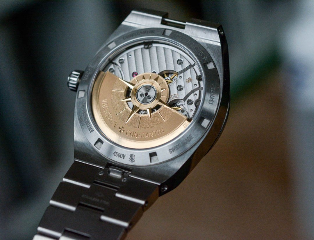 Vacheron-Constantin-Overseas-Automatic-4500V-14.jpg