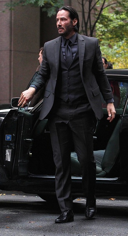 johnwicksuit-main.jpg