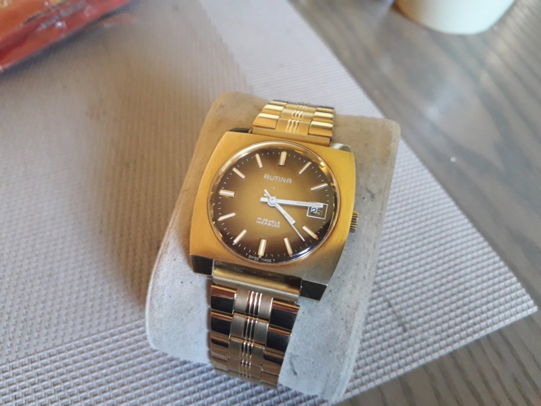 l_1967464401.jpg l_1967464401.jpg