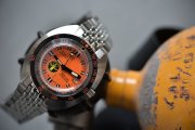 Doxa-SUB-300-Black-Lung-Reissue-7.jpg