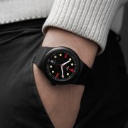LE-Swatch-Wrist-1_1600x1600.jpg
