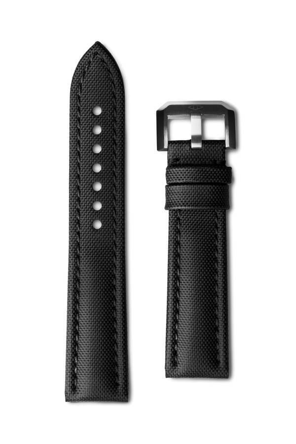Artem_Strap_Straight_Black_Stitch_600x900.jpg Artem_Strap_Straight_Black_Stitch_600x900.jpg