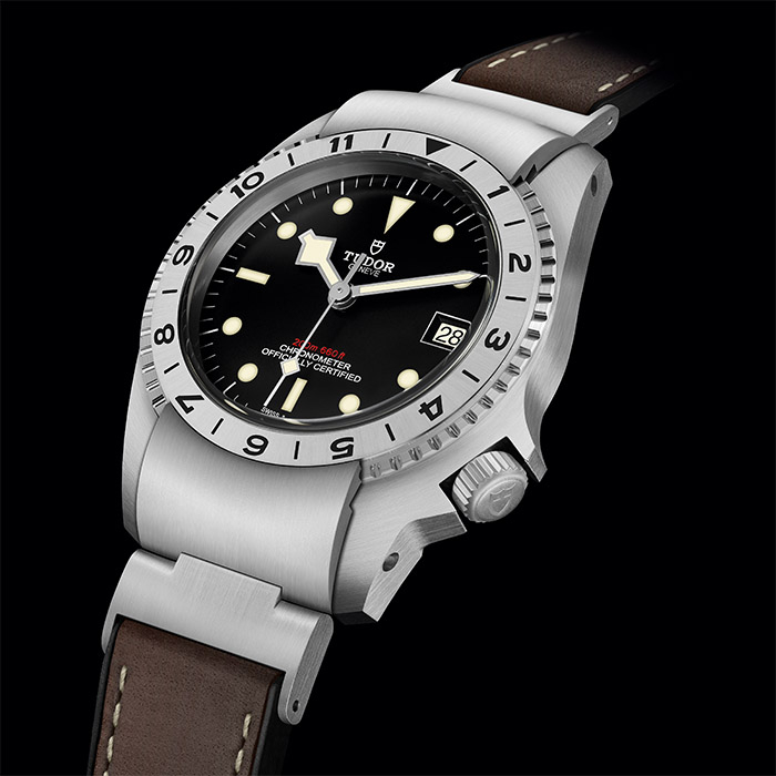 tudor_black_bay_m70150_0001_19d82aebc8_700.jpg