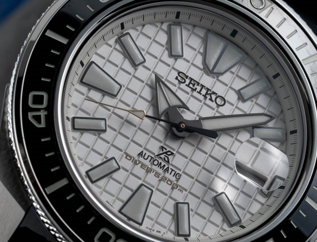 Seiko-Prospex-SRPE37K1.005.jpg Seiko-Prospex-SRPE37K1.005.jpg