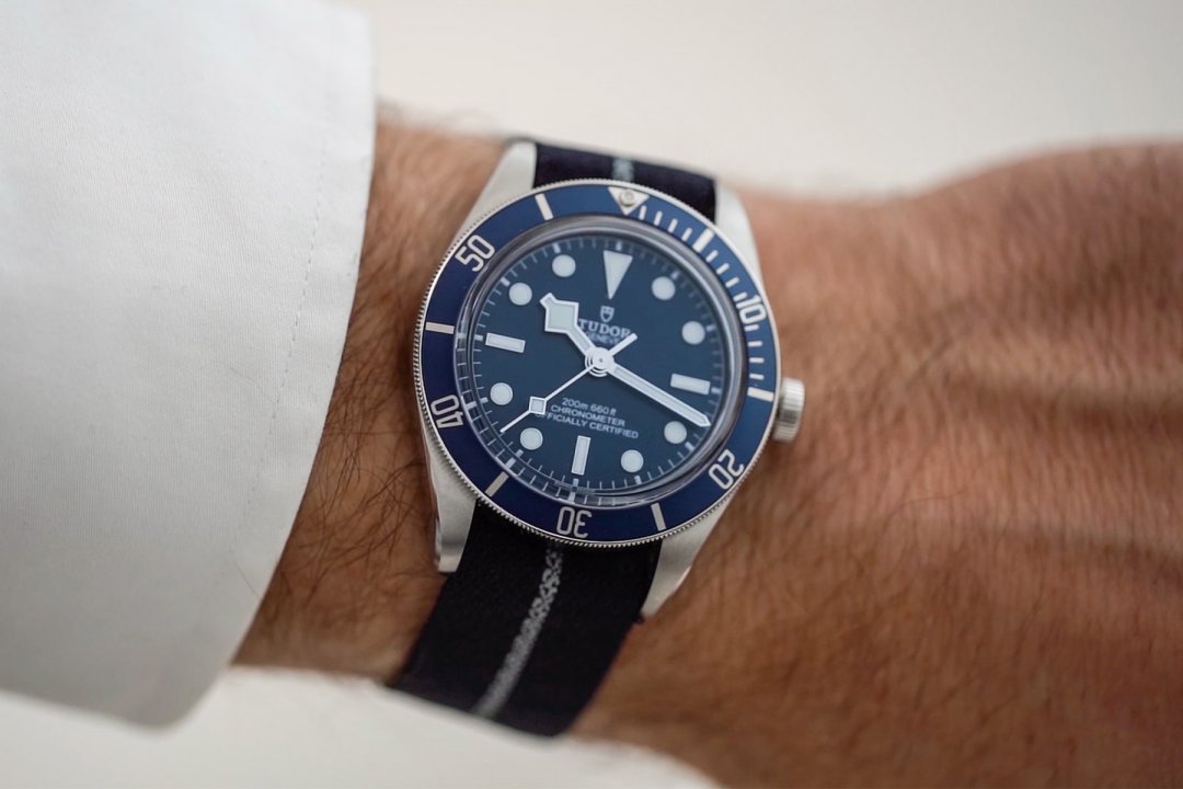 video-review-2020-Tudor-Black-Bay-58-Navy-Blue-M79030B.jpg